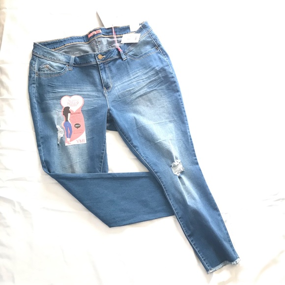 YMI Pants - YMI Distressed Ankle Length Jeans Sz 20